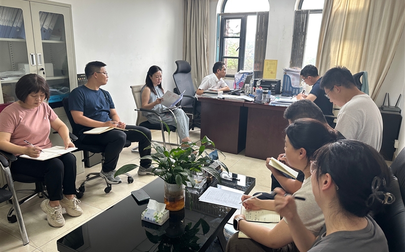 测绘公司召开2025年度四川省重点区域自然凯时凯时首页统一确权挂号项目（三包）启动暨交底会