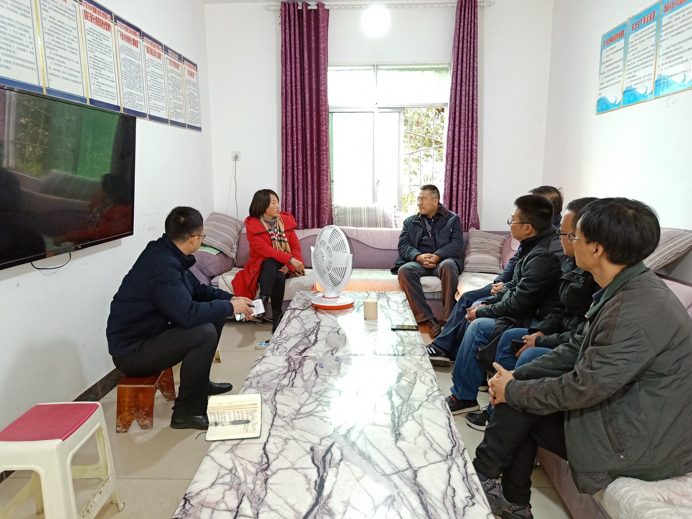 陈贵林局长赴甘洛县调研脱贫攻坚事情_社会责任_企业文化_凯时凯时首页有限责任公司