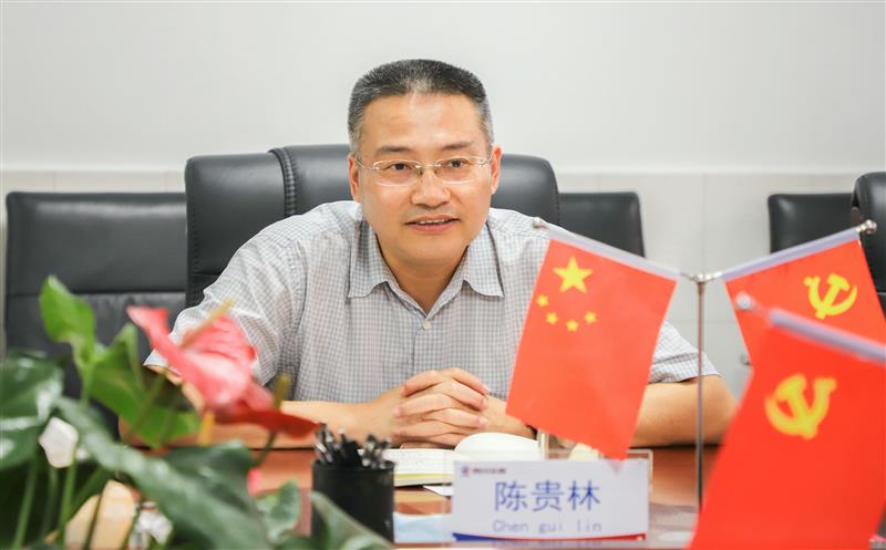 陈贵林在六〇五大队催促检查时强调，，，，，，要把党建和党风廉政建设置于冶勘事业生长的主要位置