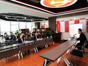 冶勘物流公司举行“永远跟党走·平安康健促生长”清静康健知识讲座_协同多元工业_工业生长_凯时凯时首页有限责任公司