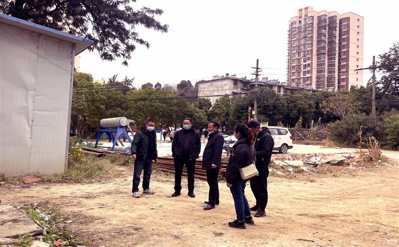 西昌市自然凯时凯时首页局宋斌局长带队到102厂相识土地开发妄想和地热矿权“探转采”情形