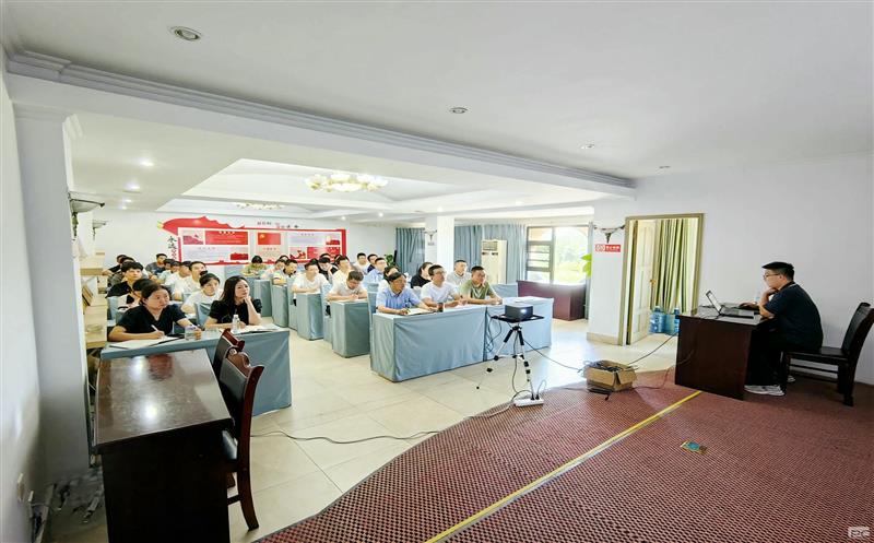 手艺赋能未来 培训引领前行 ——测绘公司举行水凯时凯时首页视察手艺培训