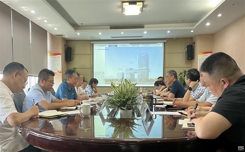 中成集团与四川凯时凯时首页置业集团举行座谈交流